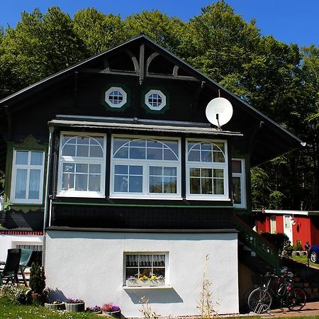 Ferienwohnungen Am Nationalpark 사스니츠 외부 사진