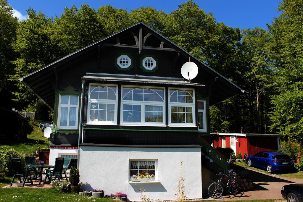 Ferienwohnungen Am Nationalpark 사스니츠 외부 사진